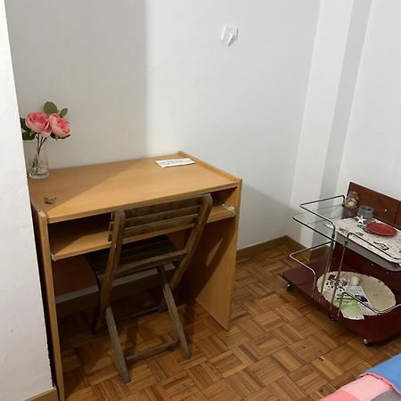 Ferienwohnung Habitacion Doble En Figueres Figueres  Exterior foto